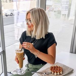 Meet your Posher, Alysia